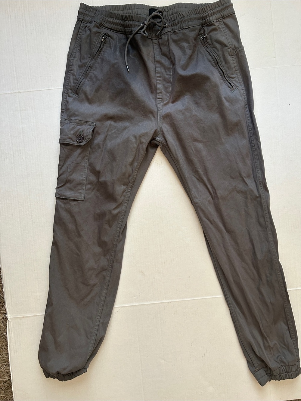 Joe's Jeans Men's Kinetic Cargo Joggers size 36 x 32